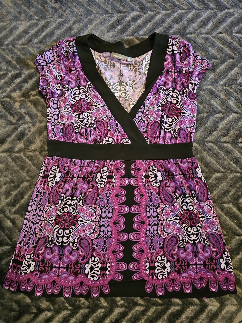 💜✨ Apt. 9 Paisley Top – Women’s Small ✨💜